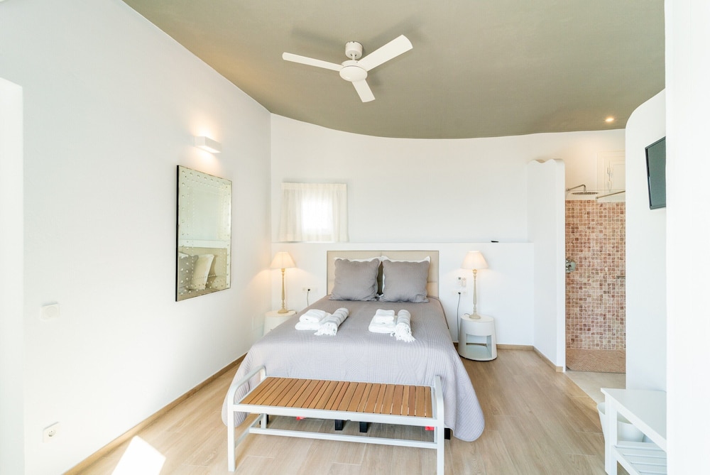 Villa Gaudina - Villa With Private Pool. Free Wifi