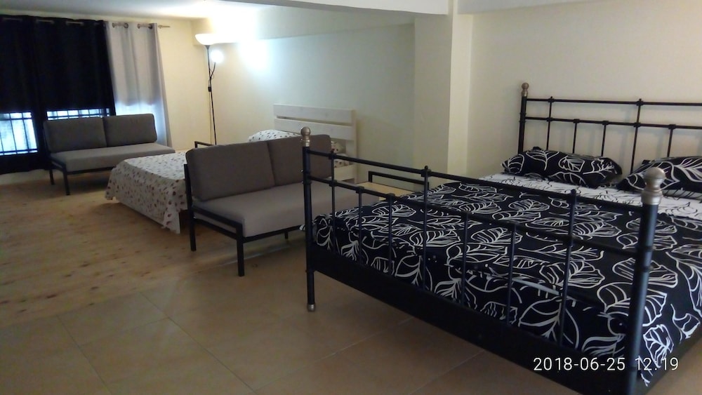 Bat Ami Suite