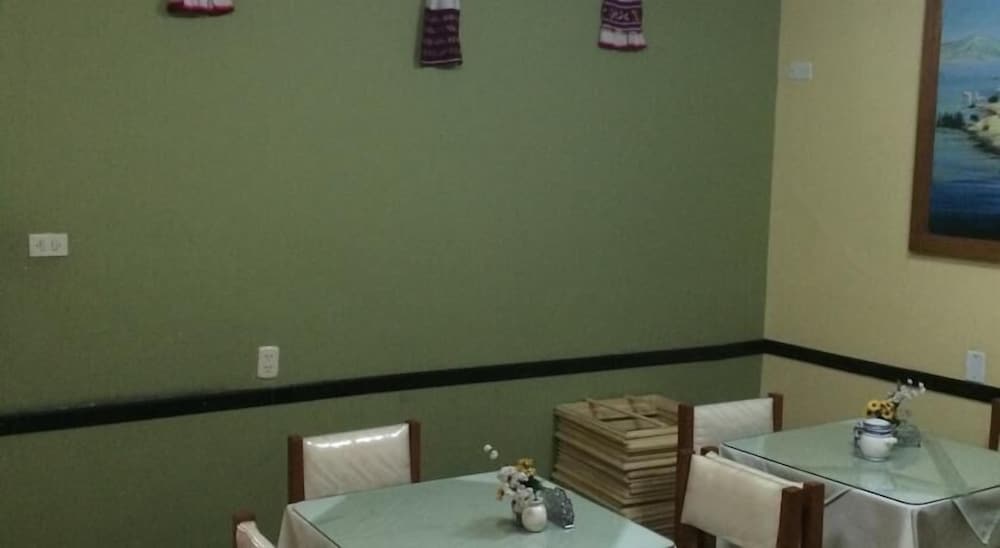 HOSTAL LOS UROS