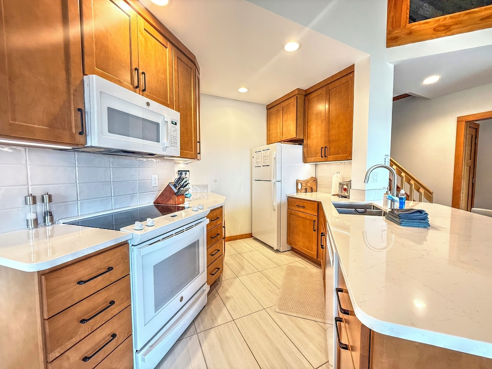 Poplar River Condos