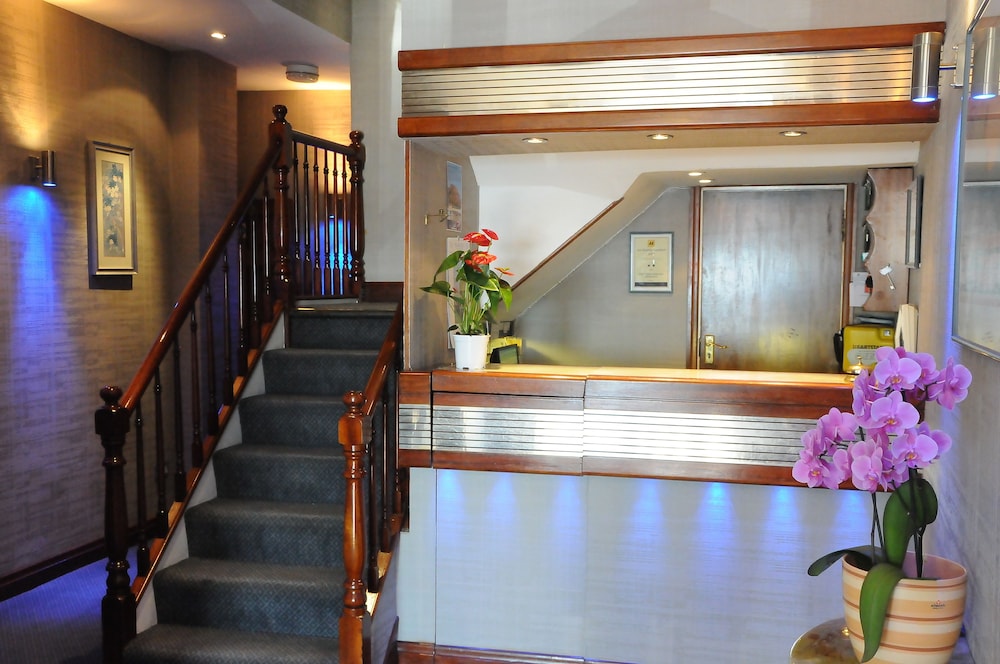 The Dolphin Hotel