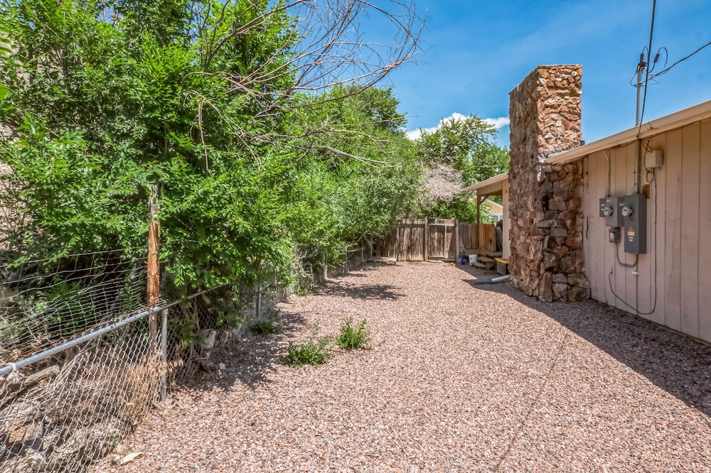 House Of Broken Dove 5 Bedroom Home