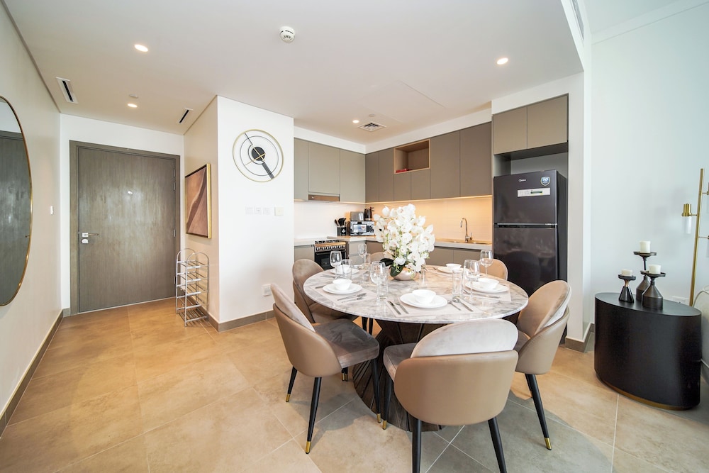 PVH - Creek Gate - Stylish 2BR
