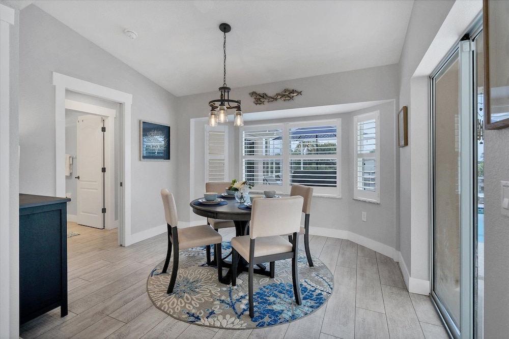 Punta Gorda 3-Bedroom Canalfront Pool Vacation Home with Dock 3 Home