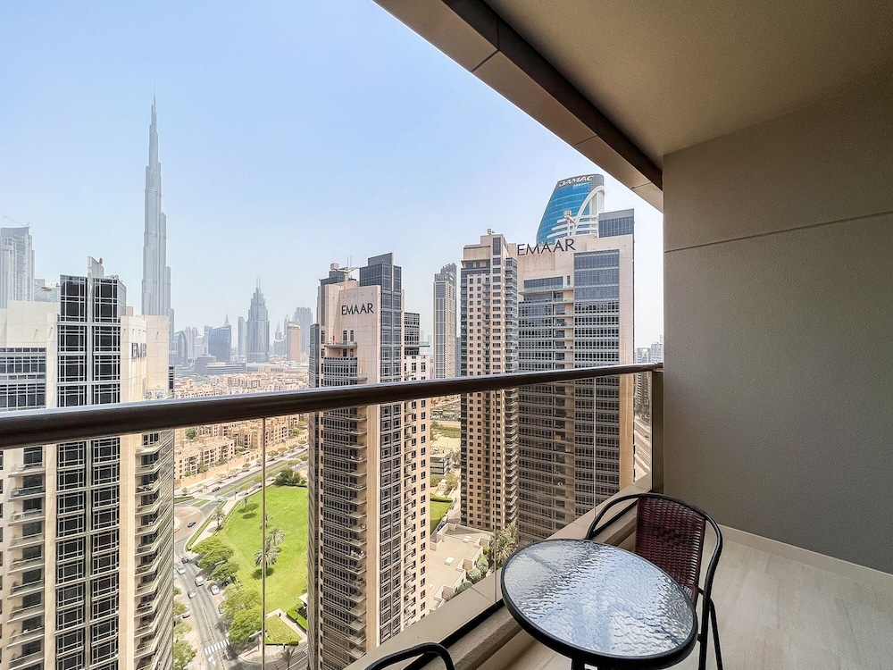 Luton Vacation Homes - Elite Downtown Residence