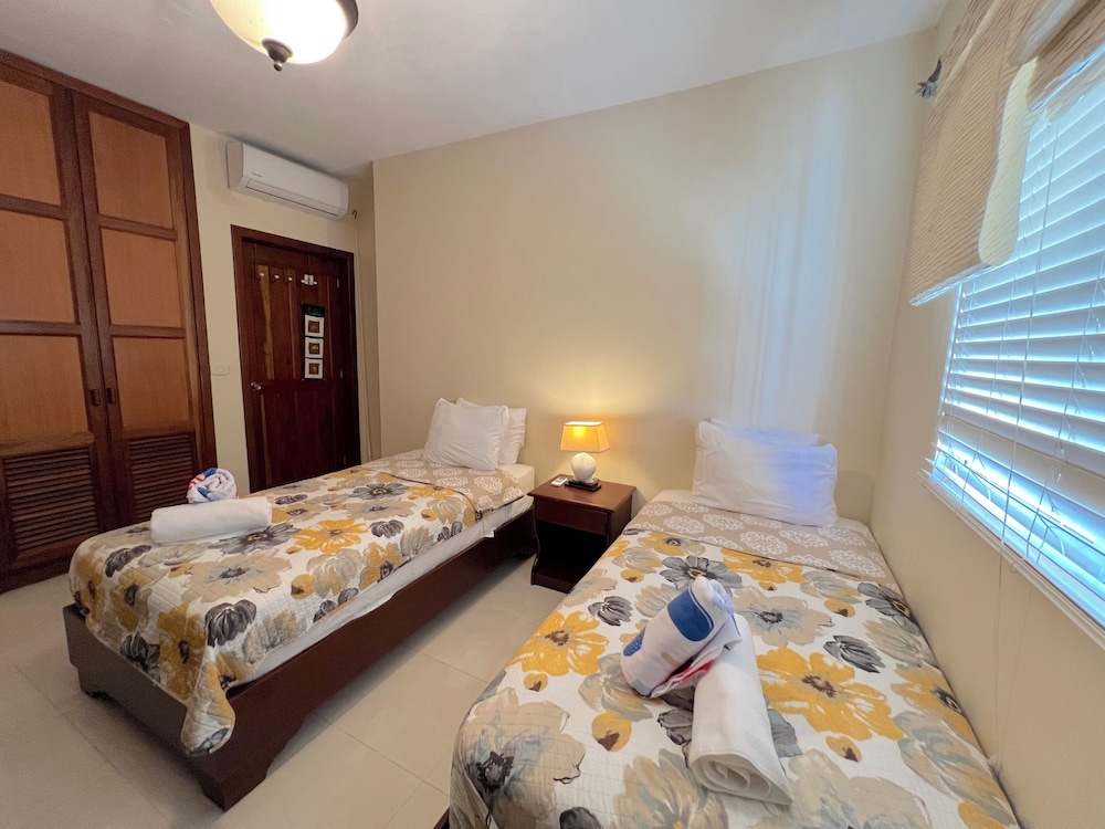 TROPICAL VILLAS playa LOS CORALES