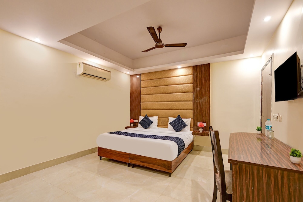 Fabhotel Golden Key Residency