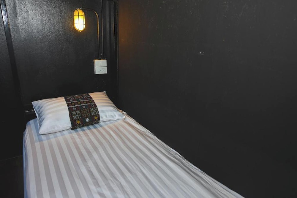 Kayan Hostel