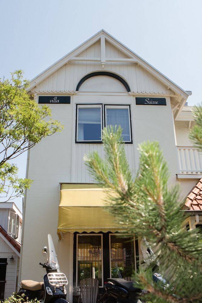Villa Suisse Bed & Breakfast