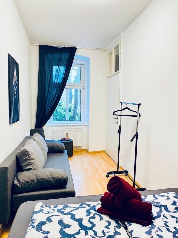 Cozy 3BR Apt 10min to Währinger Park