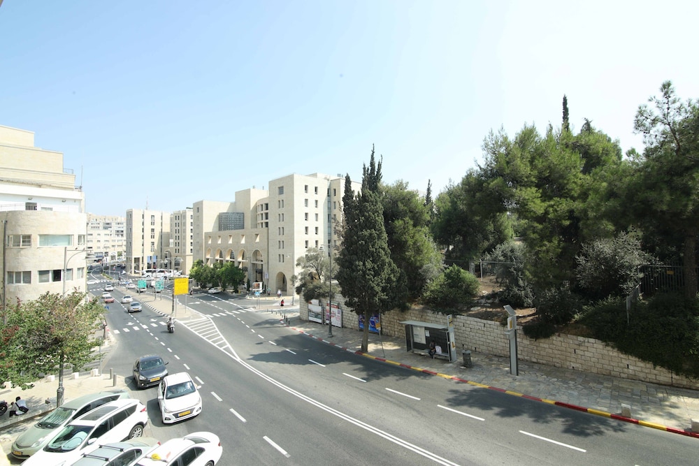 Photo 45