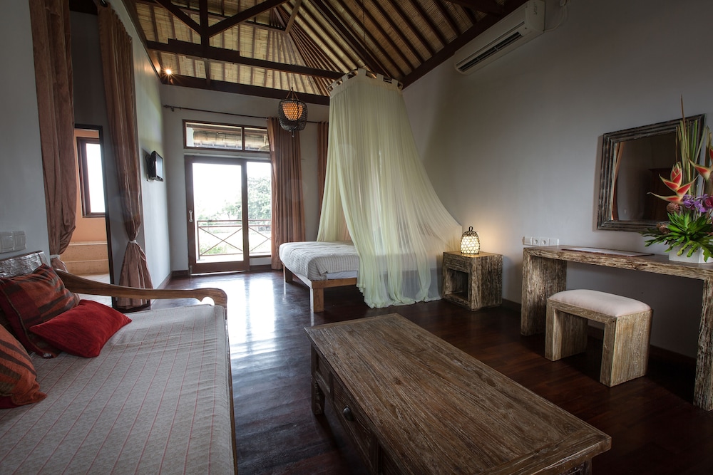 Ecosfera Hotel