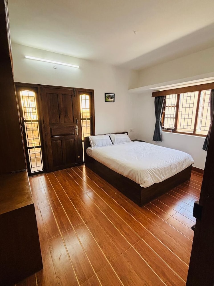 Travel & Stay