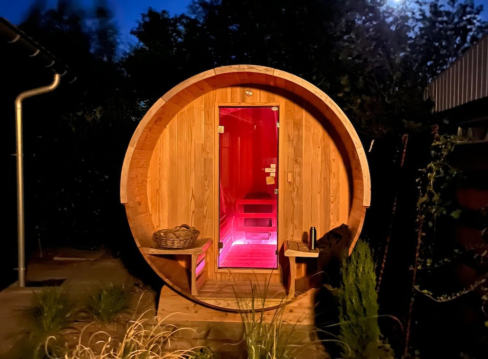 Scenic Stay With Sauna