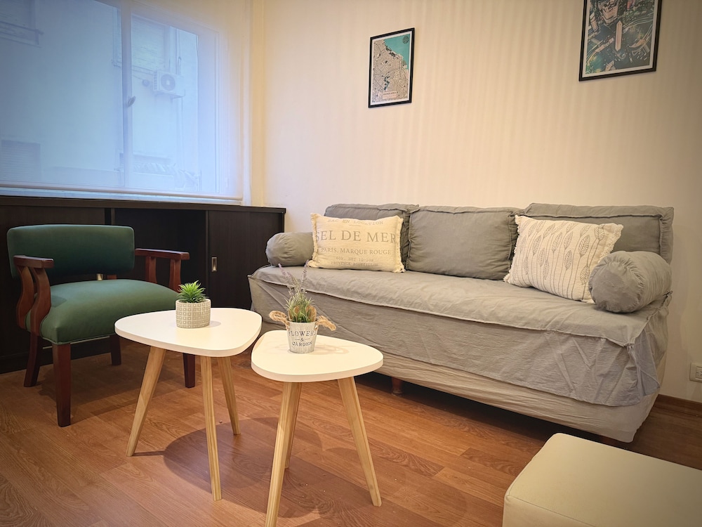 Amazing 1 Bedroom in The Heart of San Telmo ST1 by Apartments Bariloche
