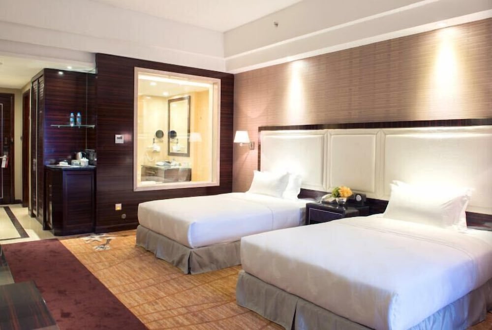 Country Garden Phoenix Hotel Yunfu