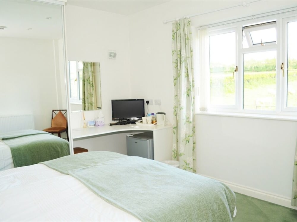 Quixhill - Denstone - Dove Meadow B & B