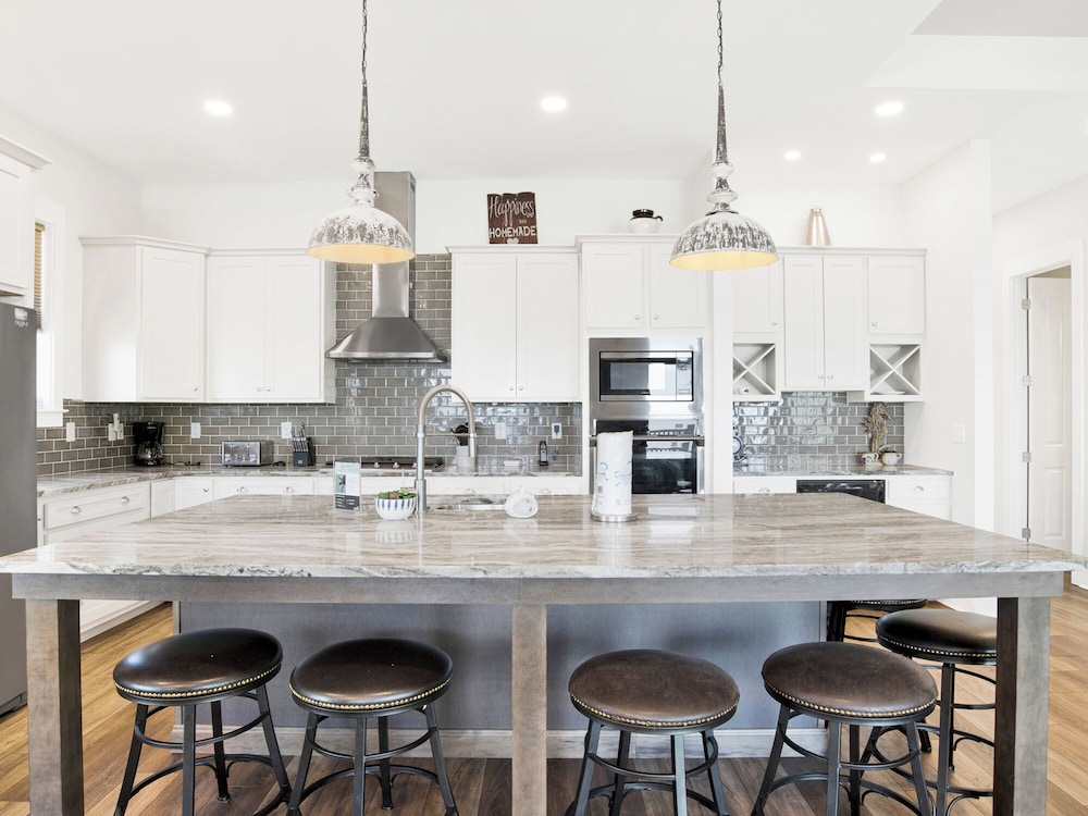 Bay Dream Believer by Southern Vacation Rentals