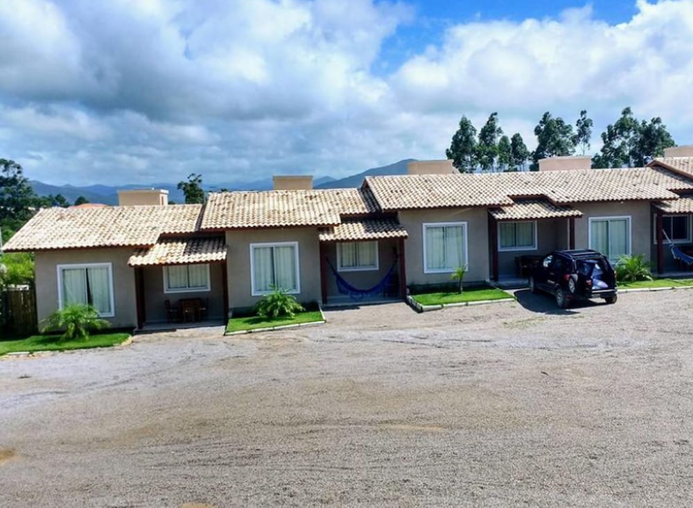 Innbox - Praia Do Rosa - Hostel
