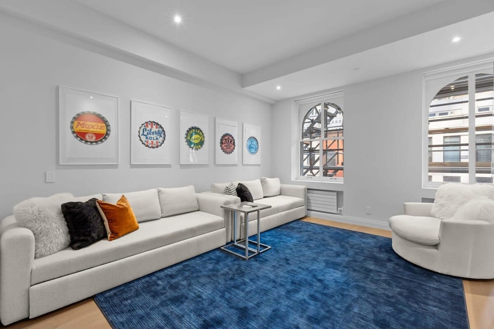 Madison Place by Rove Travel 4BR Tribeca PH