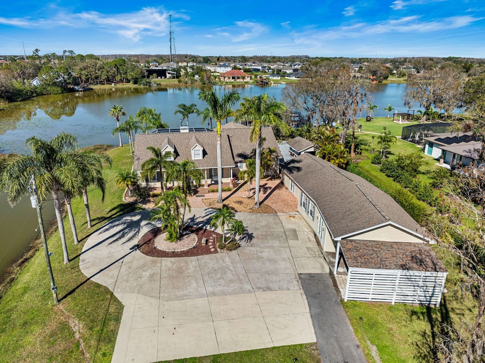 Luxe Waterfront Hideaway w Pool & Pirate Ship Dock