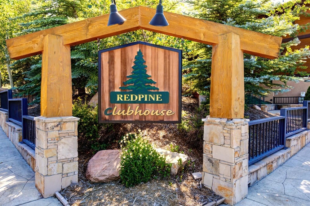 Red Pine 4 Bedrooms RPT-14T by KBM view 4