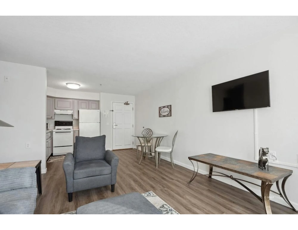 Highland Estates Condotel
