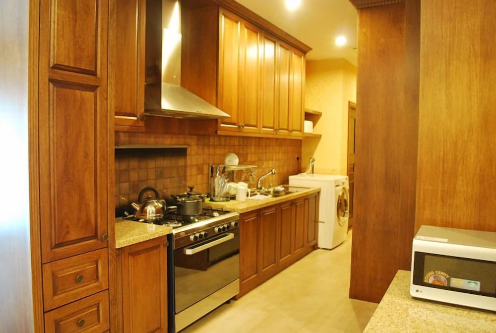 Mciti Suites