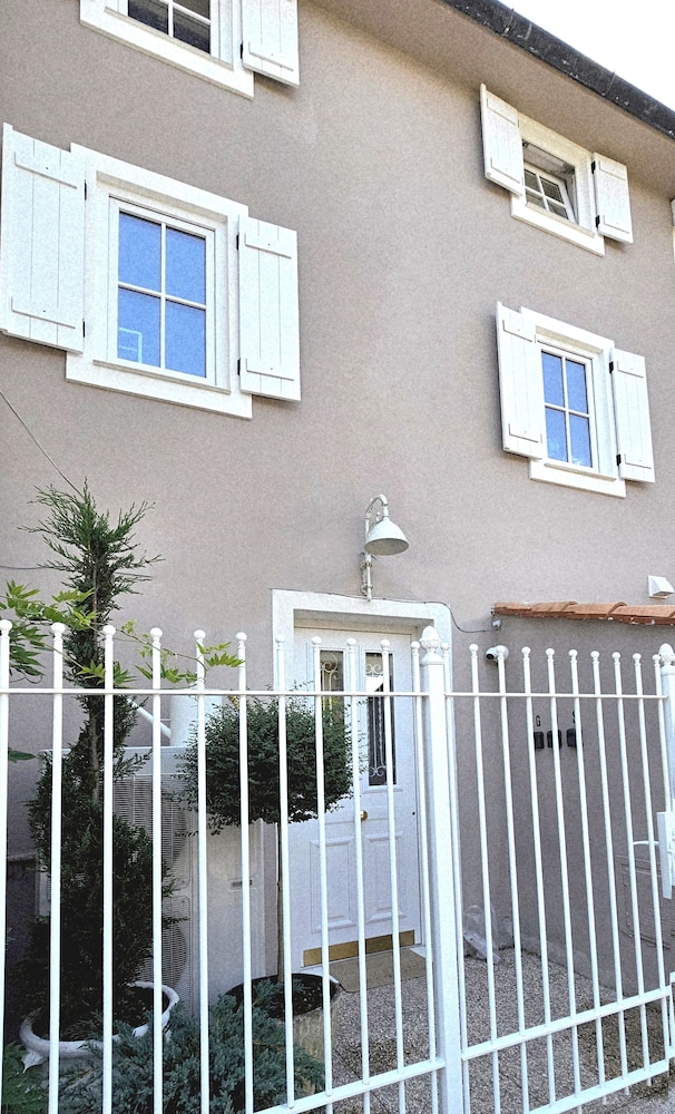 The little guest house