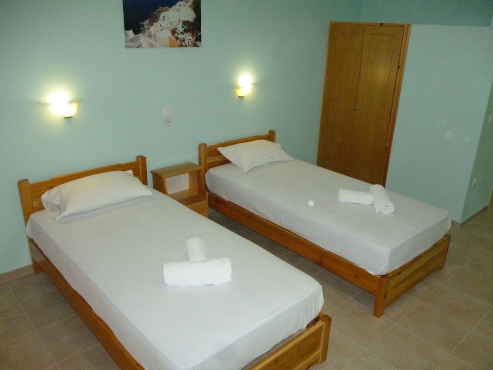 Alexandros Guest House