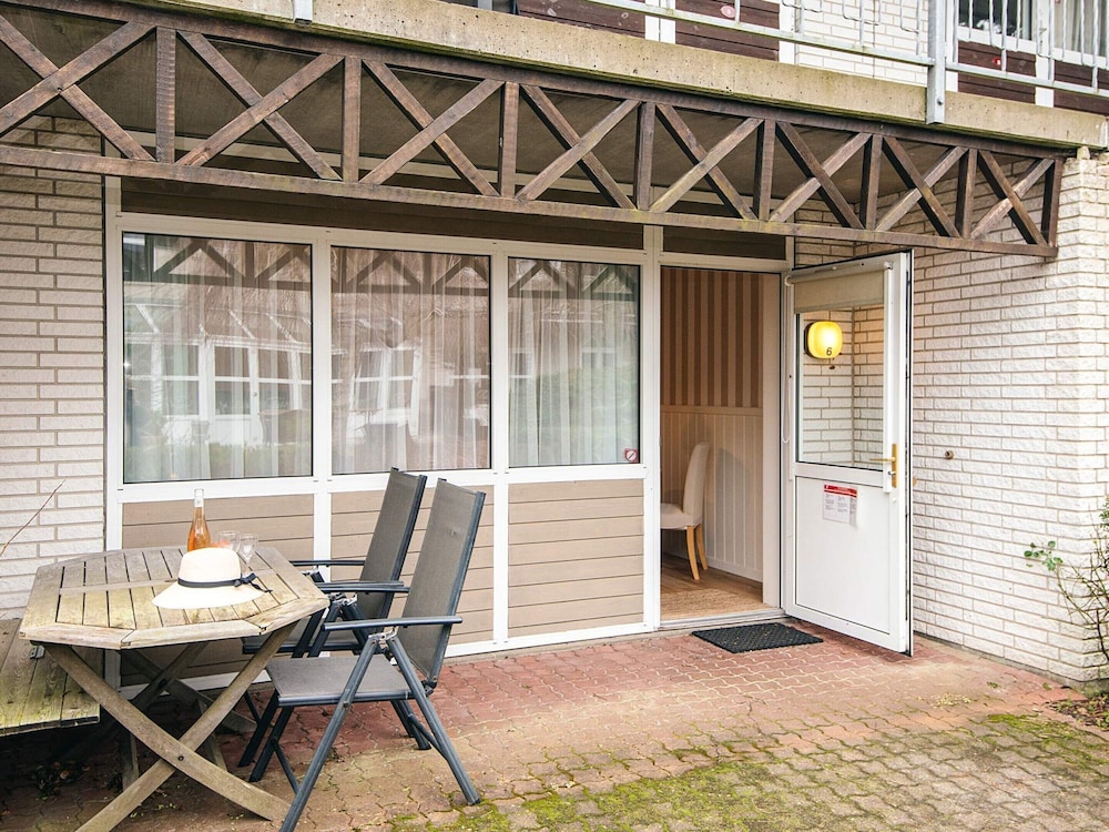 8 Person Holiday Park Home in Romo