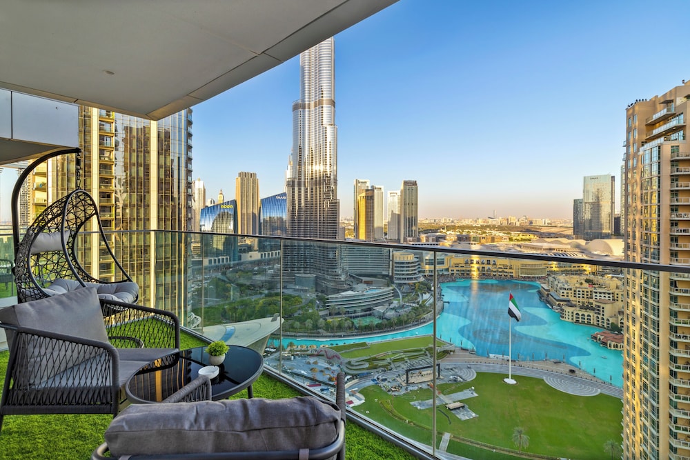 Roomszy Residences - Opera Grand