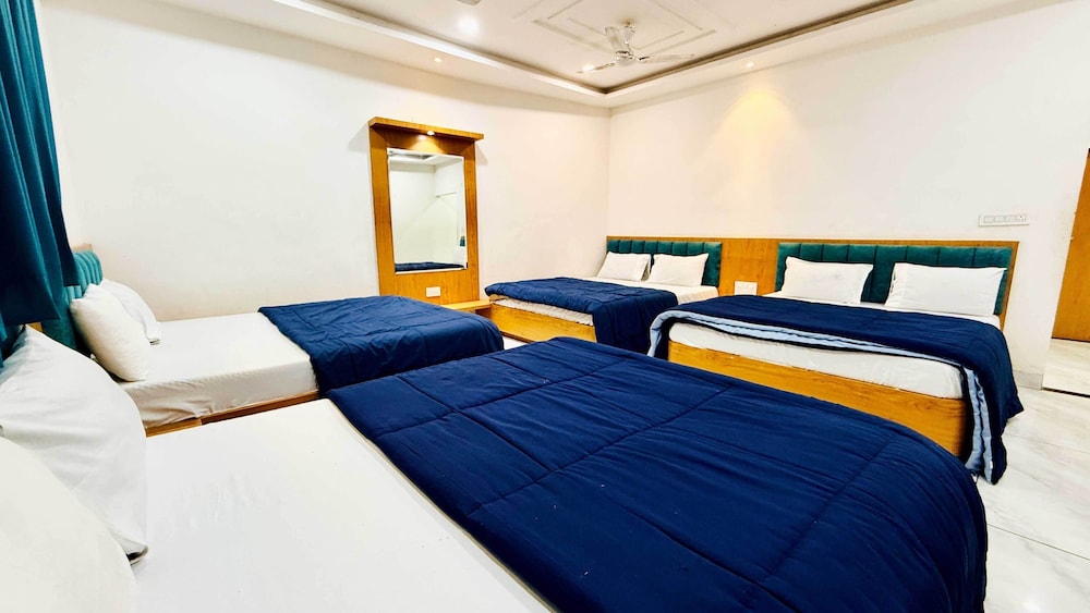 Hotel Raj Inn