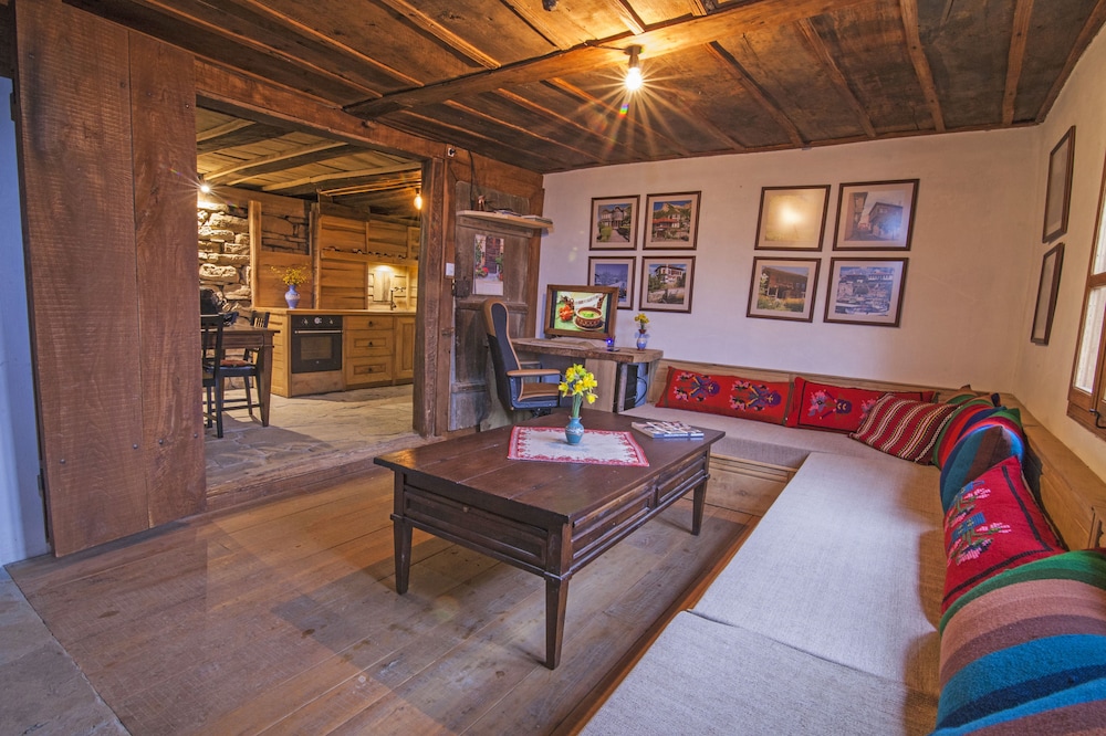 Karashka - Vacation Home