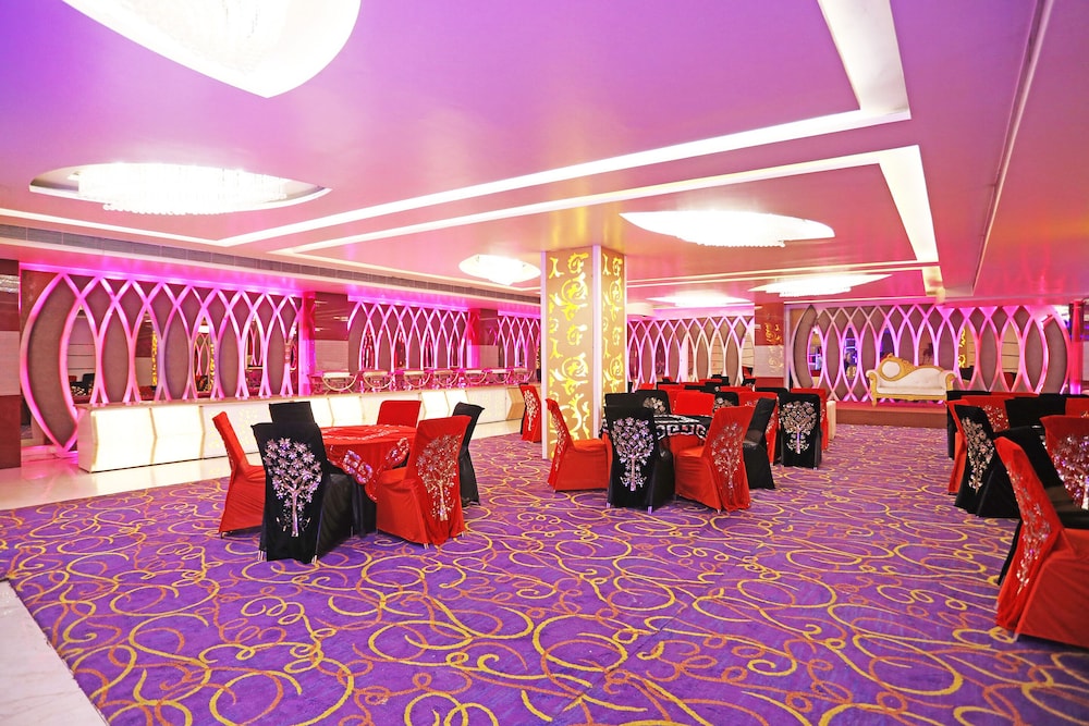 meeting & event spaces