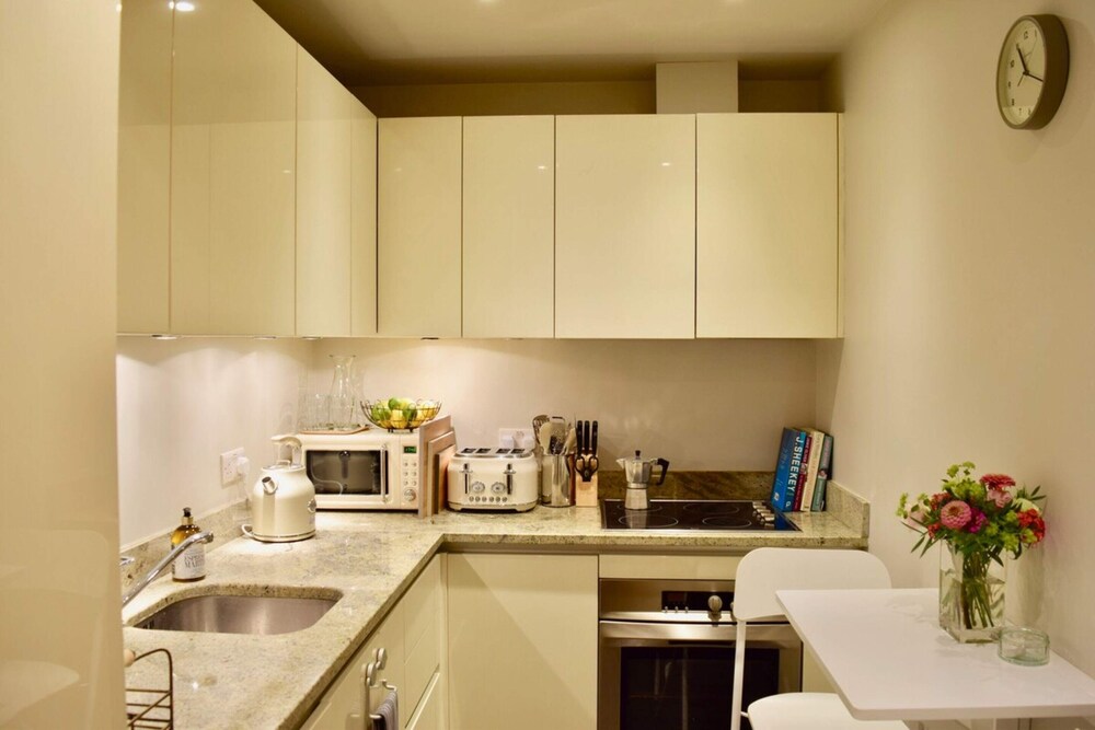 Stylish, Luxury Near Shoreditch High Street