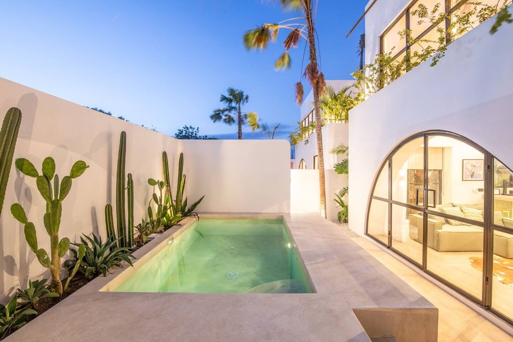 ULU Folie 1BR Loft in Pecatu