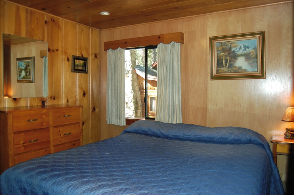 Deer Den