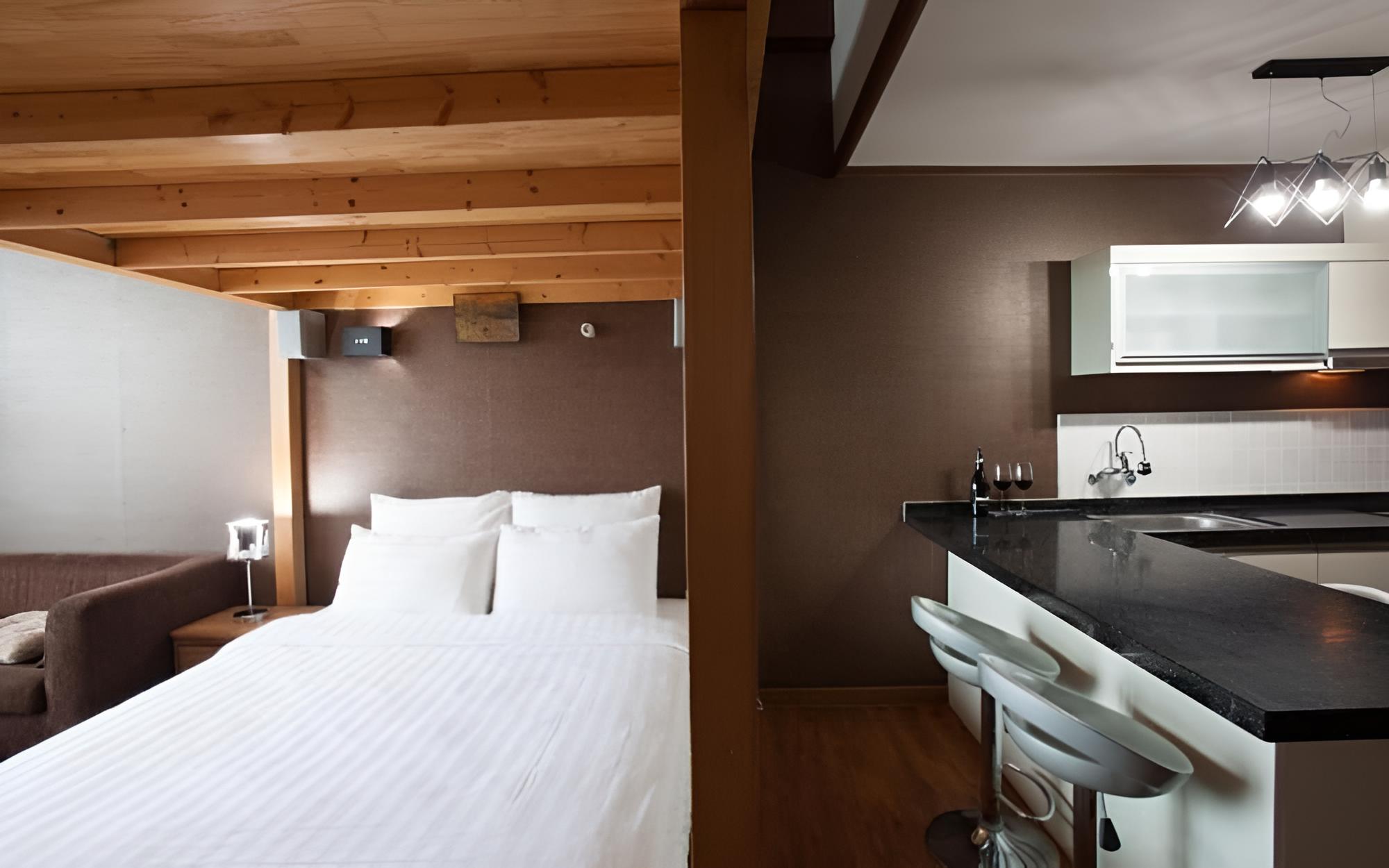 Gangneung Dream Beach Pension view 5