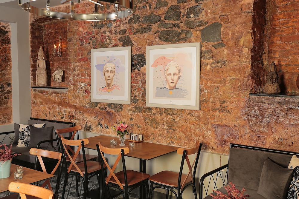 Ferman Pera - Image 70