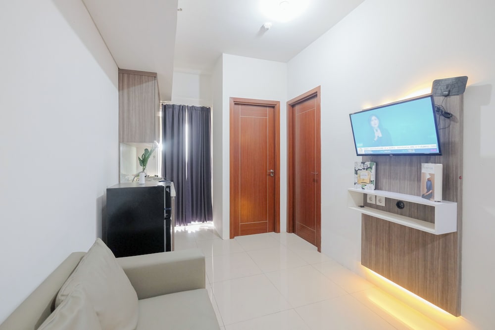 Cozy and Sweet 2BR Apartment at Vittoria Residence