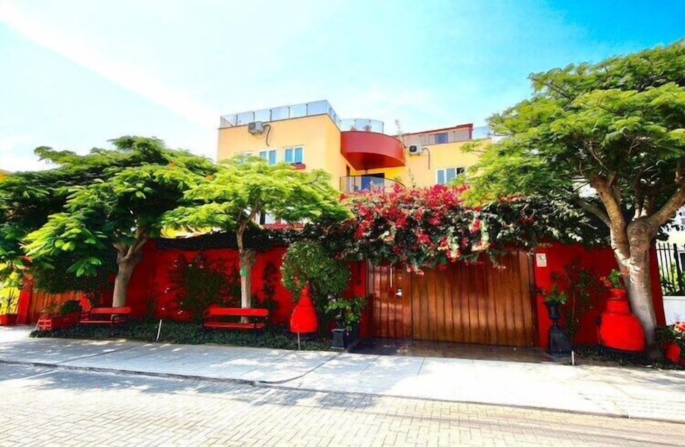 Quinta & Suites Apart Hotel