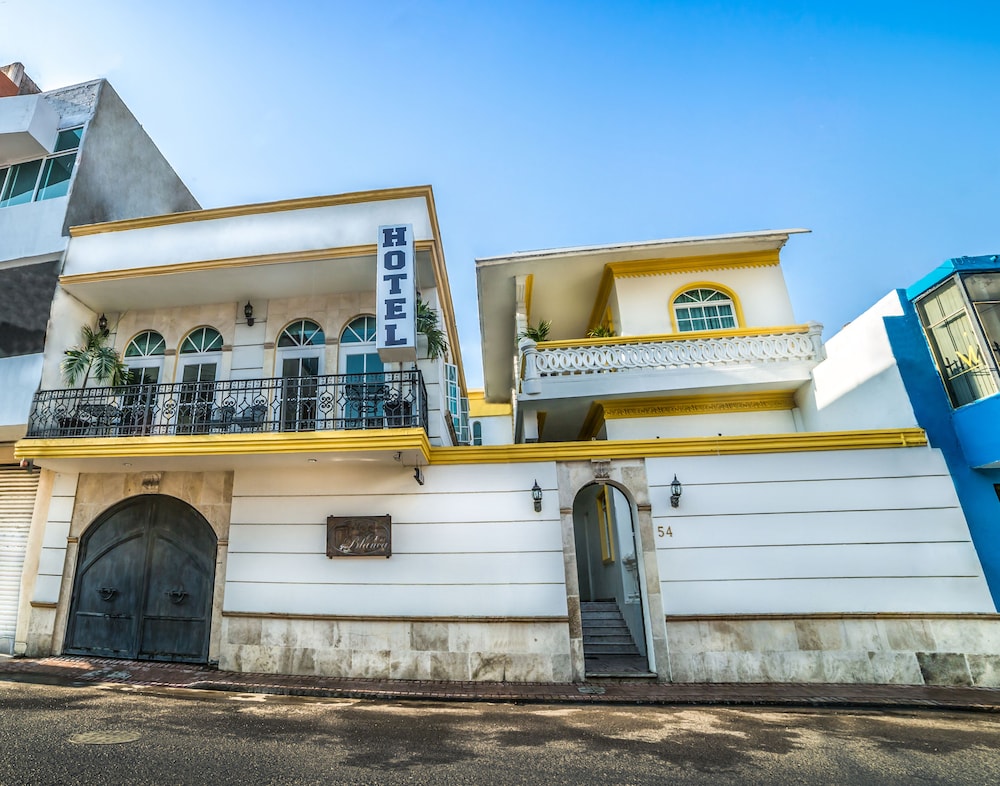 Hotel Casa Blanca - Property Image 5