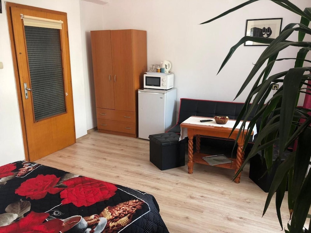 Guest House Liliya