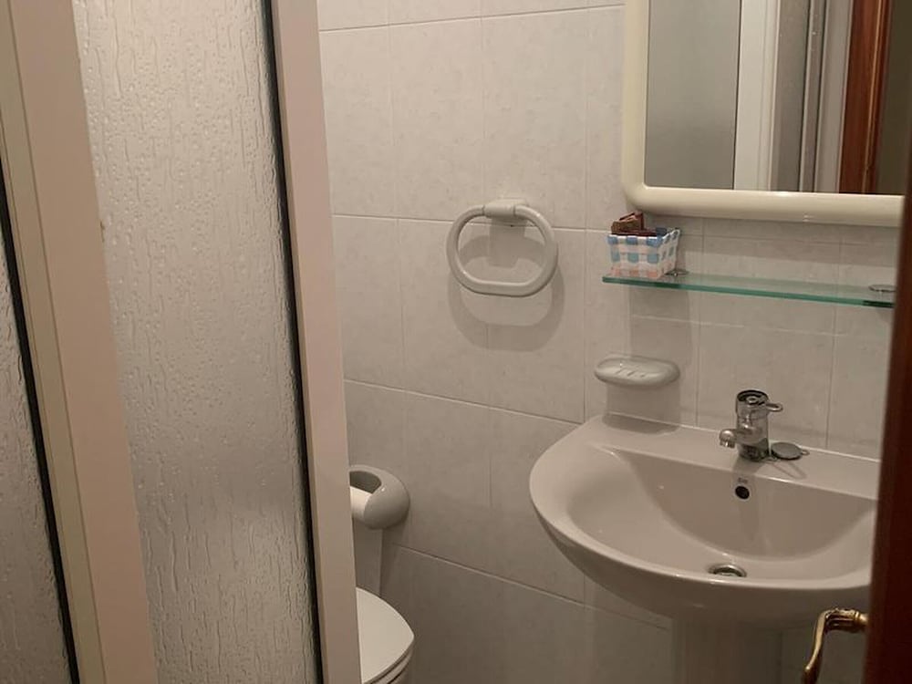 Hostal Restaurante Seoane - Twin Room photo 4