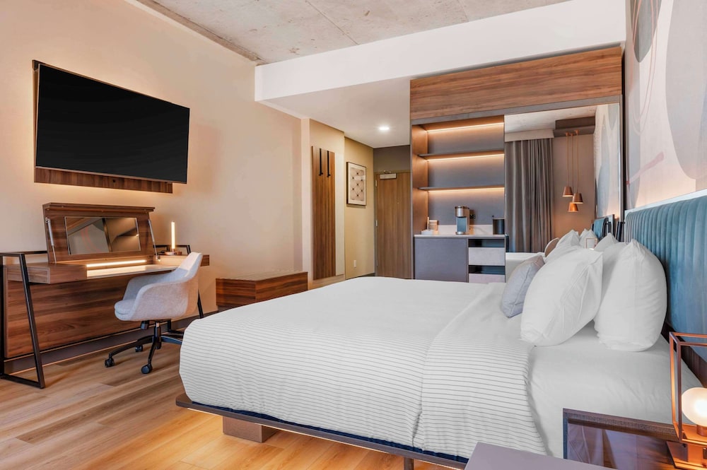 Cambria Hotel Nashville Midtown 11