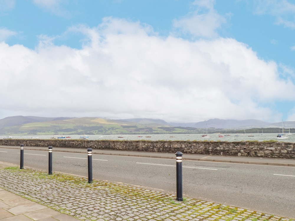 Ewyn Y Mor
