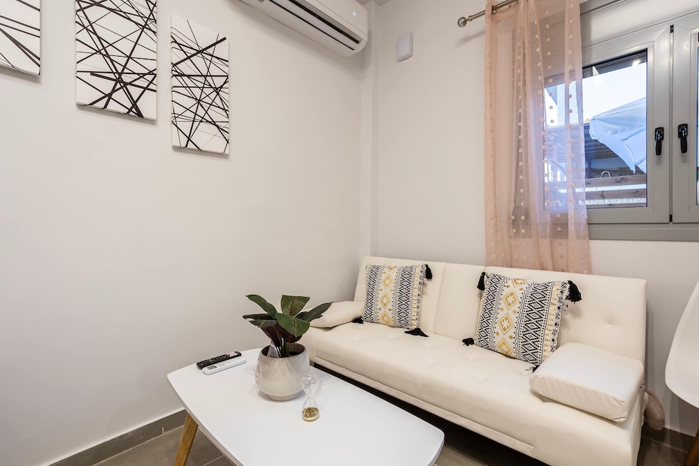 Filiatra Charming Urban Escapes Your Cozy Retreats