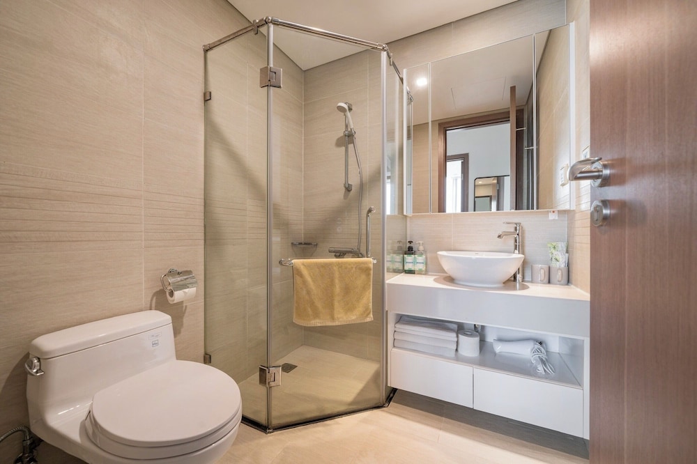 Sunny - Vinhomes GreenBay Residences