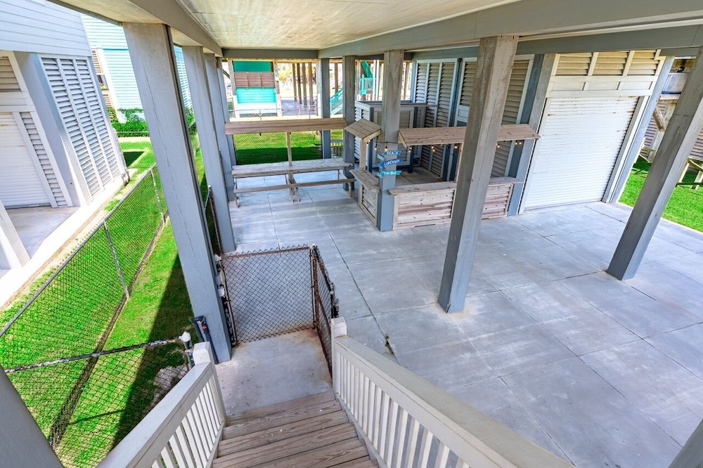 Deja Blue 2 3 Bedroom Home